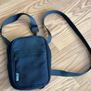 Brixley Jet Crossbody Sling